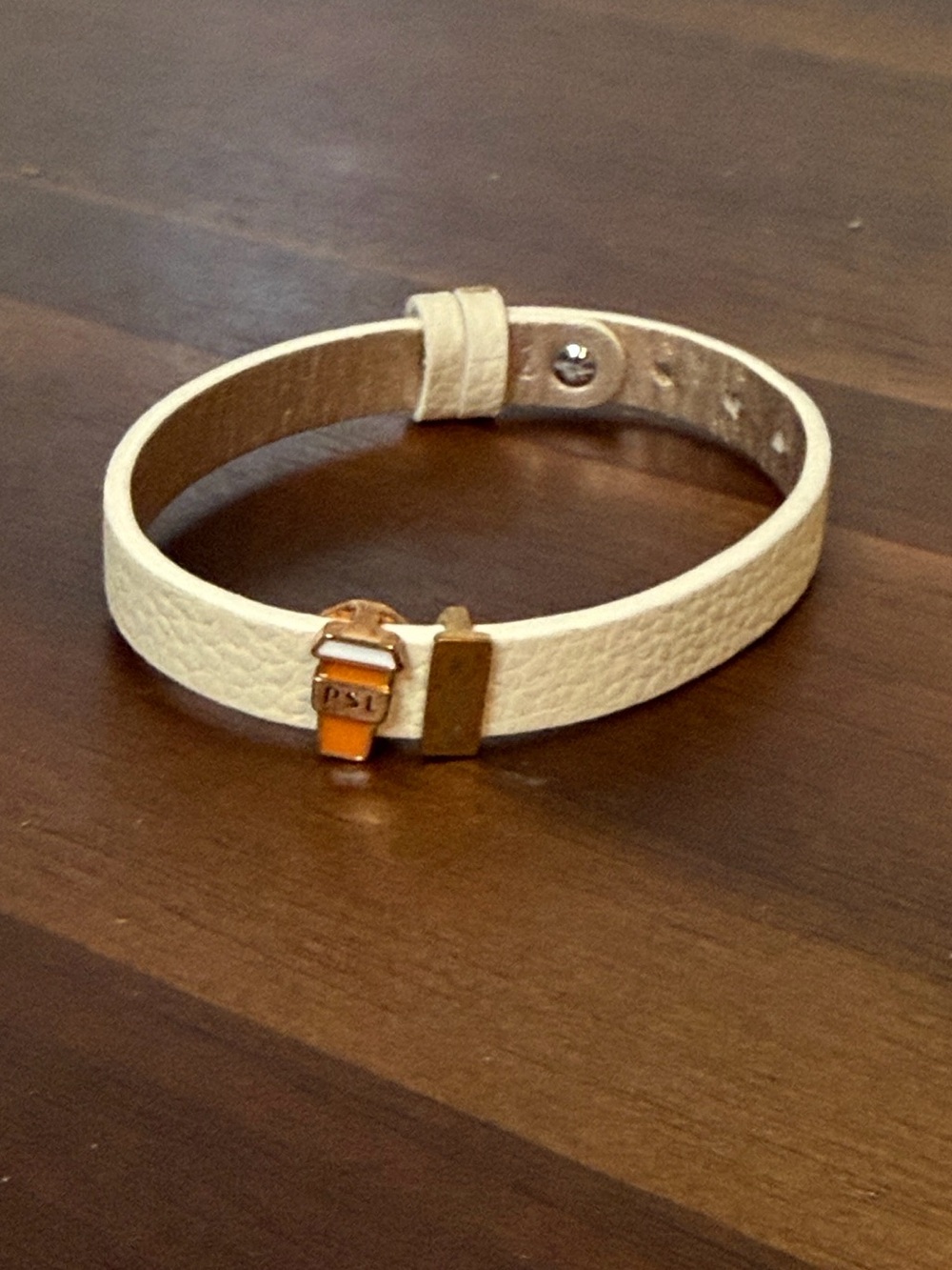 Stella & Dot Beige Leather Charm Keeper Bracelet PSL Pumpkin Spice Heart K V